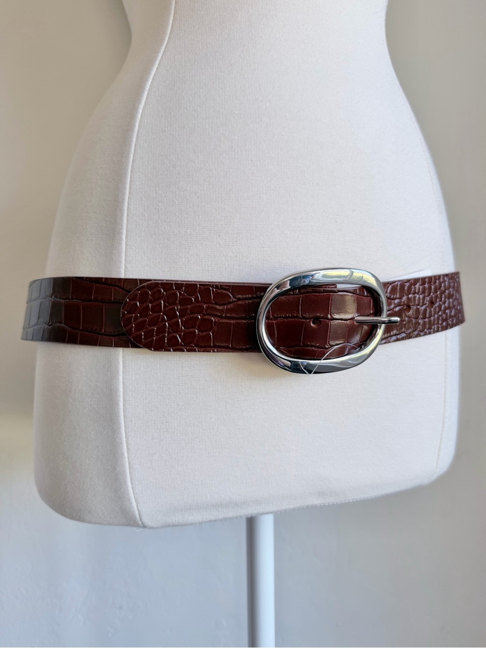 Anthropologie Brown Croc-Embossed Leather Mix Belt Silver Oval Buckle, M NWT